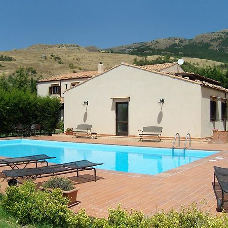 فيلا Agriturismo Terravecchia Castellana Sicula المظهر الخارجي الصورة